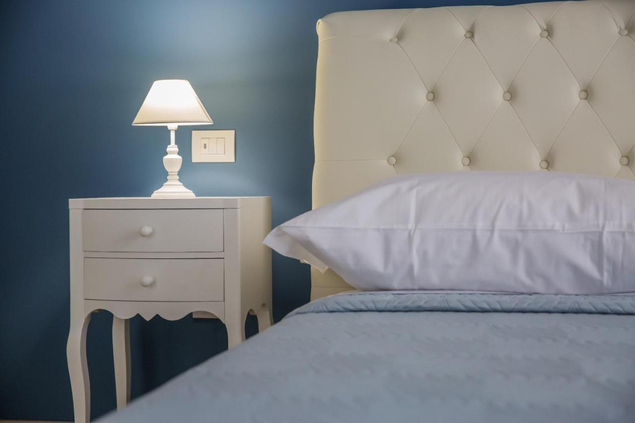 Gleda Rooms Deluxe Помпей Екстериор снимка