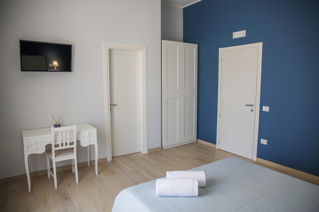 Gleda Rooms Deluxe Помпей Екстериор снимка