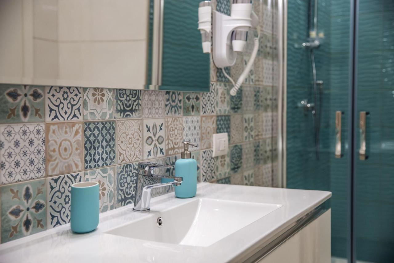 Gleda Rooms Deluxe Помпей Екстериор снимка