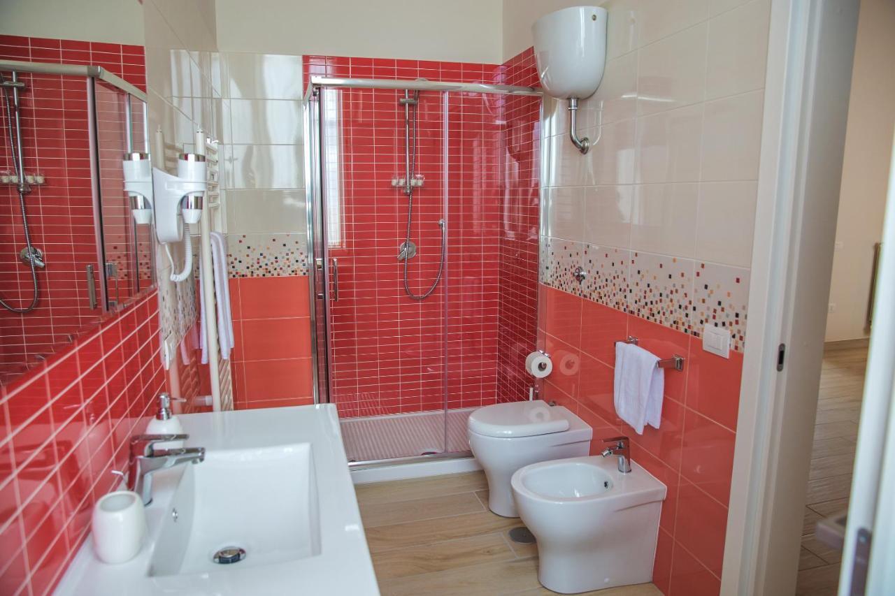 Gleda Rooms Deluxe Помпей Екстериор снимка