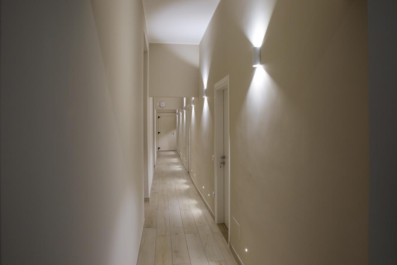 Gleda Rooms Deluxe Помпей Екстериор снимка