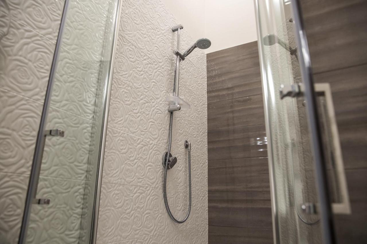 Gleda Rooms Deluxe Помпей Екстериор снимка