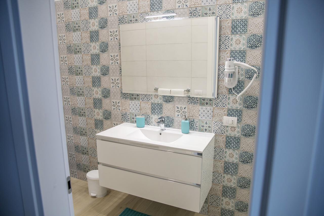 Gleda Rooms Deluxe Помпей Екстериор снимка