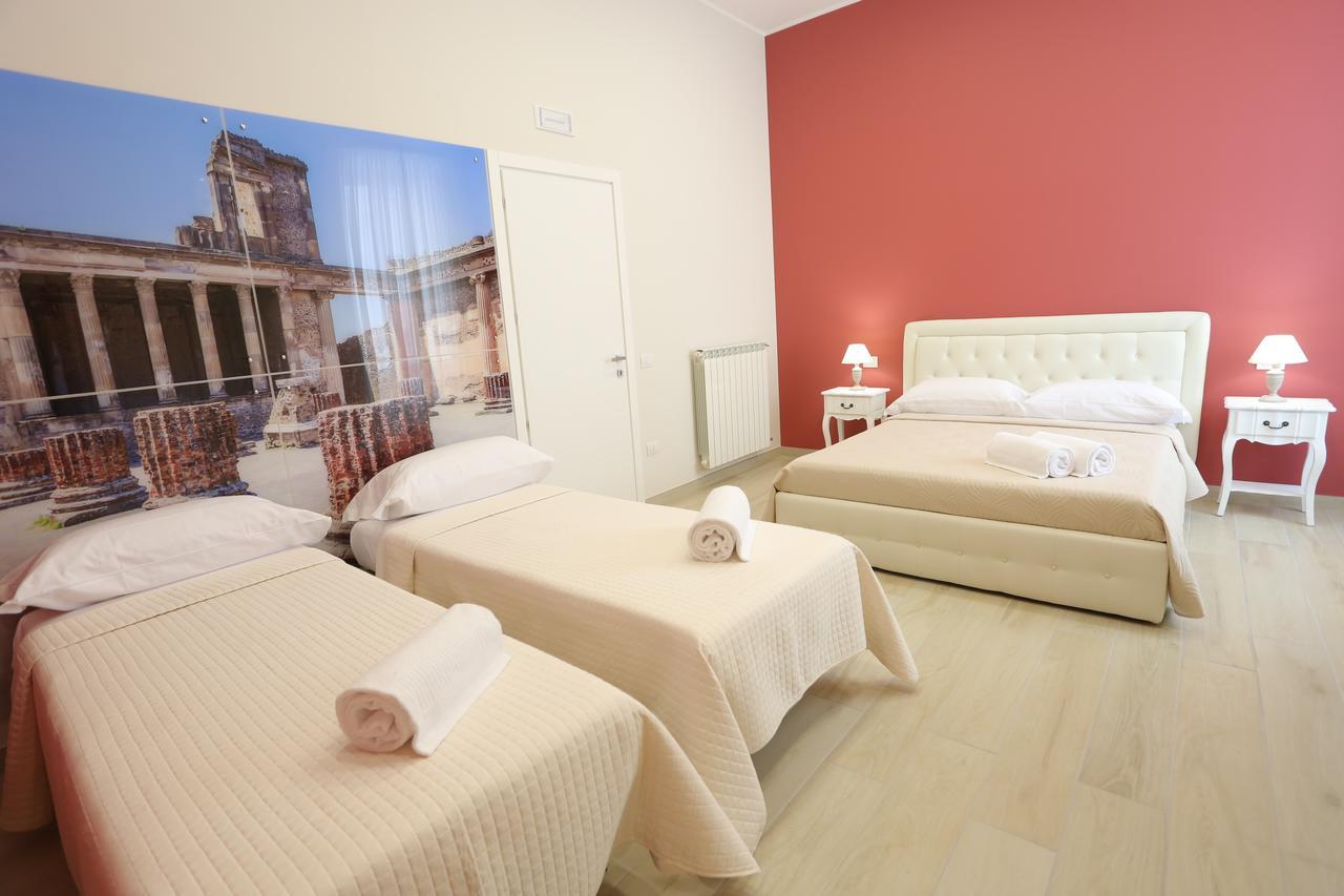 Gleda Rooms Deluxe Помпей Екстериор снимка